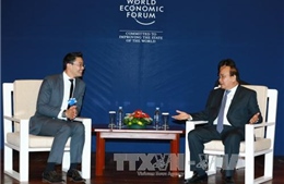 Thủ tướng Nguyễn Xuân Phúc tọa đàm với các doanh nghiệp hàng đầu thế giới