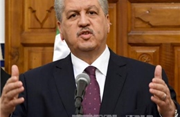 Toà án Algeria hoãn xét xử án tham nhũng liên quan hai cựu thủ tướng