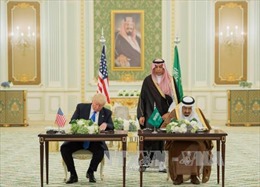 Boeing ký nhiều thỏa thuận quốc phòng và thương mại với Saudi Arabia 