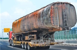 Xe chở dầu đâm xe chở than trong đường hầm ở Trung Quốc, 12 người chết