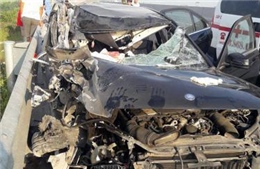 Vụ tai nạn giữa xe con và xe tải trên cao tốc Hà Nội - Hải Phòng làm 3 người tử vong