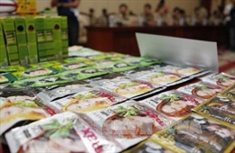 Campuchia thu giữ hơn 30 tấn mỹ phẩm giả 