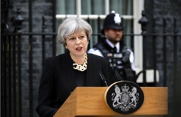 Thủ tướng Theresa May: Anh đang phải đối mặt với &#39;xu hướng đe dọa mới&#39;