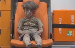 Cậu bé Syria trong bức ảnh gây chấn động sau 1 năm đổi thay 