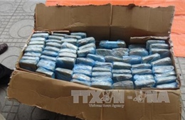 Hà Nội: Cảnh sát nổ súng vây bắt đối tượng ôm 29 bánh heroin