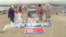 Xem pháp sư Peru rải lá, thổi khói cầu hòa bình cho Mỹ và Triều Tiên 