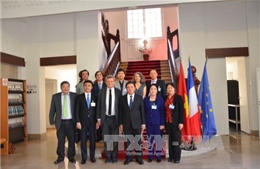 Đoàn Học viện Chính trị Quốc gia Hồ Chí Minh thăm và làm việc tại Pháp 