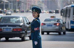 Nữ cảnh sát giao thông Triều Tiên phải đẹp, độc thân, 26 tuổi nghỉ hưu
