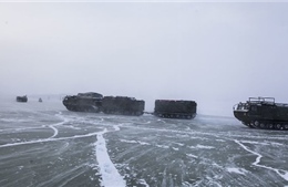 Lo tàu ngầm Mỹ lảng vảng, Nga tính triển khai trạm radar tại Bắc Cực