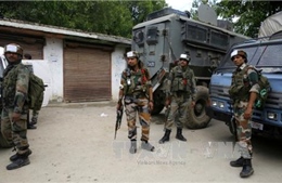 Bạo lực bùng phát ở Kashmir, 10 người thiệt mạng