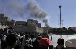 Liên quân Arab không kích chợ Yemen, 25 dân thường chết