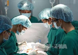 TP. Hồ Chí Minh: Bệnh viện quận cứu sống bệnh nhân vỡ tá tràng do chấn thương  