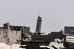 IS phá hoại nhà thờ Hồi giáo lịch sử ở Mosul