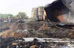 Ám ảnh hiện trường vụ lật xe chở dầu khiến 123 người chết cháy tại Pakistan