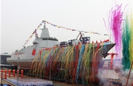 Trung Quốc ra mắt tàu khu trục trọng tải 10.000 tấn tự đóng