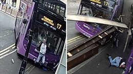 Bị xe buýt đâm trực diện, người đàn ông thoát chết hi hữu