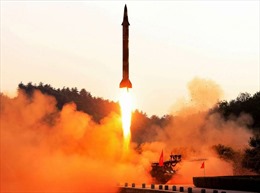 Triều Tiên khoe có thể ‘vãi’ tên lửa vòng quanh thế giới
