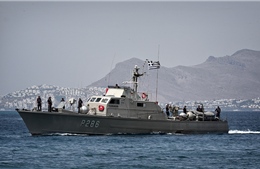 Lực lượng bảo vệ bờ biển Hy Lạp nổ súng vào tàu chở hàng Thổ Nhĩ Kỳ