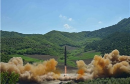 Tiếp theo việc Triều Tiên thử tên lửa có thể vươn tới Mỹ sẽ là gì?