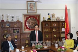 Phó Thủ tướng Phạm Bình Minh thăm Đại sứ quán Việt Nam tại Ấn Độ 