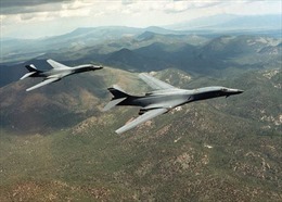 Mỹ điều 2 máy bay ném bom chiến lược đến Bán đảo Triều Tiên