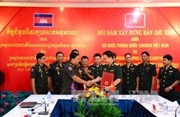 Việt Nam và Campuchia hợp tác xây dựng pháp luật quân sự, quốc phòng 