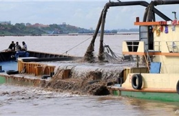 Lo môi trường bị hủy hoại, Campuchia cấm xuất khẩu cát xây dựng