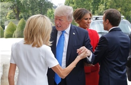 Tổng thống Trump khen ngợi vóc dáng Đệ nhất Phu nhân Pháp