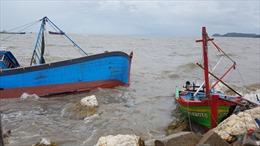 Bão số 2: Quảng Bình kịp thời ứng cứu ngư dân trên tàu cá bị chìm