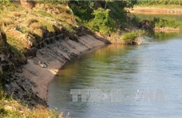 Nước sông Chảy dâng cao đột ngột, nhà dân bị ngập gần 2m