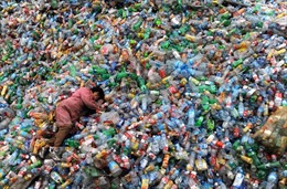 Lợi bất cập hại, Trung Quốc cấm nhập rác thải từ nước ngoài