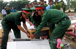 Truy điệu, an táng 21 hài cốt liệt sỹ quân tình nguyện hy sinh tại Campuchia