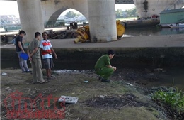 Đang câu cá bất ngờ phát hiện thi thể nổi trên sông Sài Gòn