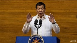 Tổng thống Philippines &#39;đòi nợ&#39; Mỹ 3 quả chuông
