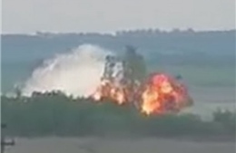 Lộ video máy bay quân sự từ thời Liên Xô phát nổ thành quả cầu lửa