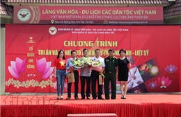 Tri ân các liệt sĩ tại Làng Văn hóa- du lịch các dân tộc Việt Nam