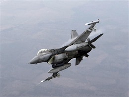 Mỹ đưa 12 chiếc F-16 tới Hàn Quốc giữa căng thẳng &#39;thử ICBM&#39;