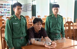 Kon Tum bắt vụ vận chuyển hơn 10.000 viên ma túy tổng hợp