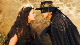 ‘Huyền thoại Zorro’ Antonio Banderas tái xuất trong bộ phim hành động Security – Người gác đêm