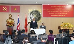 Thủ tướng Nguyễn Xuân phúc gặp gỡ cán bộ Đại sứ quán và cộng đồng kiều bào tại Bangkok 