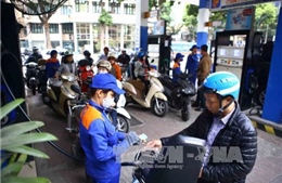 Giá xăng tăng 461 đồng/lít, giữ nguyên mức trích lập quỹ bình ổn