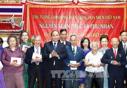 Thủ tướng Nguyễn Xuân Phúc gặp mặt các hội đoàn và Việt kiều toàn Thái Lan