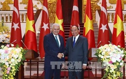 Thủ tướng Thổ Nhĩ Kỳ  thăm chính thức Việt Nam và hội đàm với Thủ tướng Nguyễn Xuân Phúc 