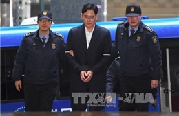 Phó Chủ tịch Tập đoàn Samsung bị kết án 5 năm tù 