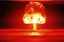 Căng thẳng với Triều Tiên gia tăng, Mỹ tuyên bố thử nghiệm thành công bom hạt nhân B61-12 