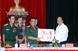 Thủ tướng Nguyễn Xuân Phúc thăm Xí nghiệp Thương binh Quang Minh, Hải Phòng 