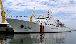 Tàu Lực lượng Bảo vệ bờ biển Hàn Quốc cập cảng Tiên Sa