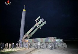Truyền thông Hàn Quốc: Triều Tiên di chuyển một ICBM về bờ biển phía Tây 