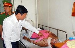 Lãnh đạo TP. Hồ Chí Minh thăm các chiến sỹ bị thương khi làm nhiệm vụ