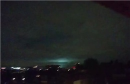 Ánh sáng xanh bí ẩn lóe sáng trên bầu trời Mexico sau động đất 8,2 độ richter